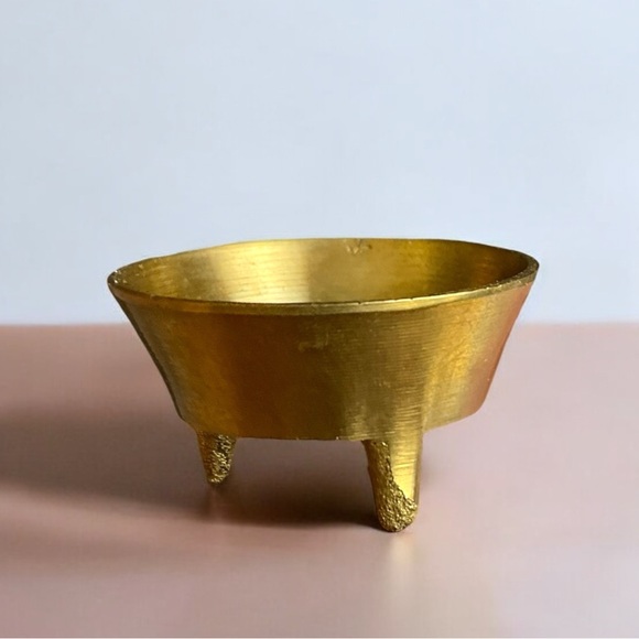 10 Antique Brass Collectibles W/Unique Candle Trimmer - Picture 12 of 14